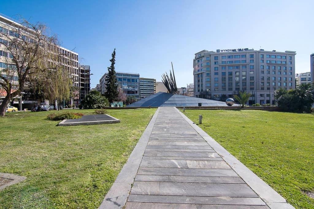 Bright Apartment For 6 Ppl In Athen Eksteriør bilde