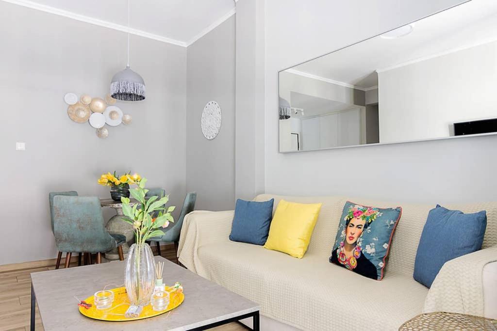 Bright Apartment For 6 Ppl In Athen Eksteriør bilde